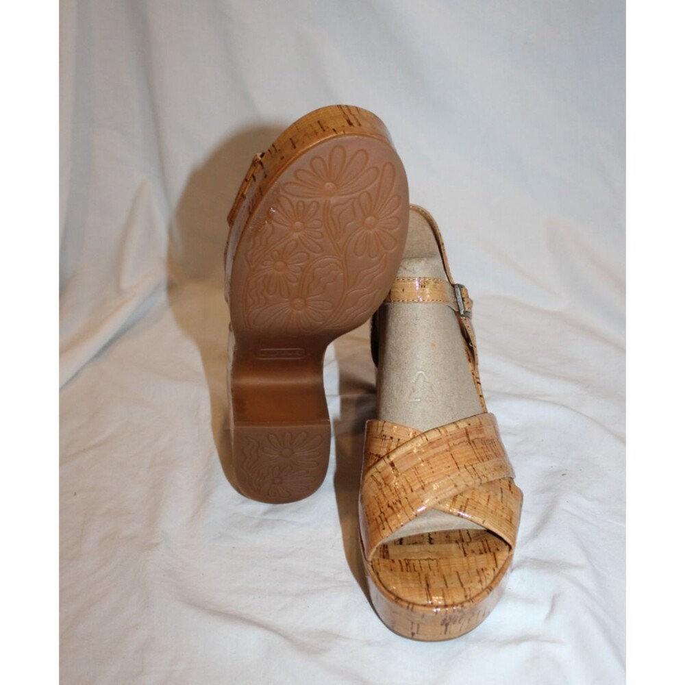 Korks Women's Calda Platform Comfort Sandals Light Tan NEW SZ 8 - Picture 7 of 7